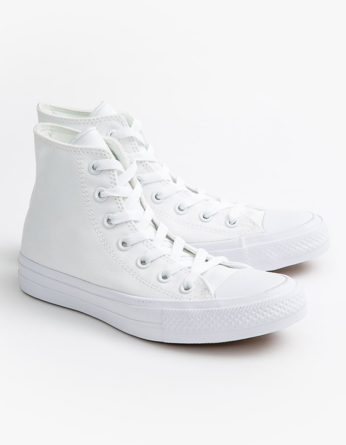 Court DX True White